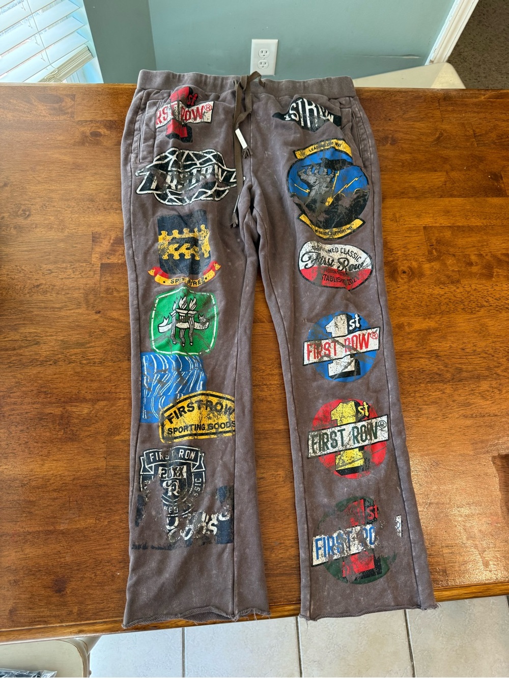 First Row Washed Jogger Sweatpants Mens Brown Multi Patch Graphic Streetwear L
